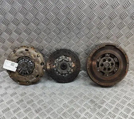 Skoda Kodiaq Clutch set kit 124060710 324035510