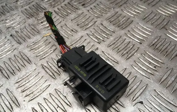 Skoda Superb B6 (3T) Seat heating relay 1Z0959772C