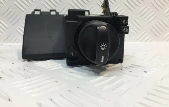 Mercedes-Benz E W210 Light switch 2105452004