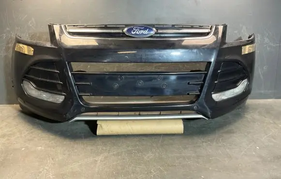 Ford Kuga II Front bumper CV441775 CV4413B220AE CV448A164AD