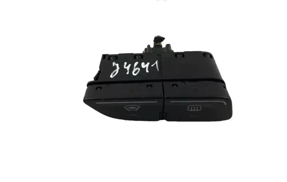 Ford Kuga II Windscreen/window heater switch AM5T18K574AC