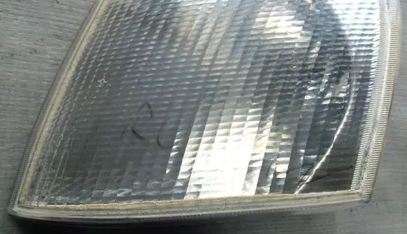 Ford Escort Front indicator light 136340003