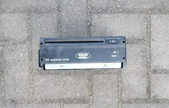 BMW 7 E65 E66 Navigation unit CD/DVD player 6948983 10878810 A2C53086060
