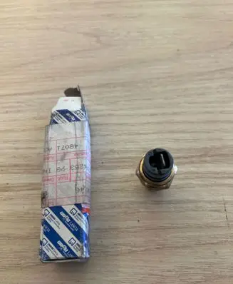 Lancia Delta I Oil temperature sensor 82357865