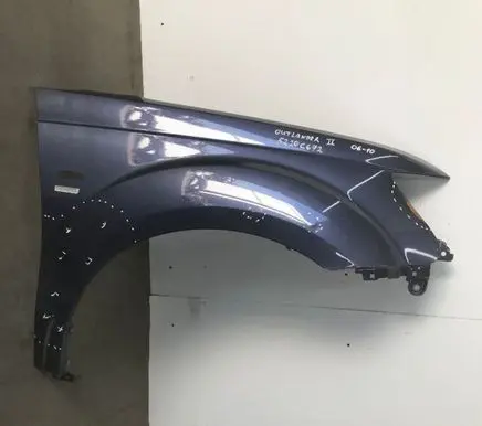 Mitsubishi Outlander Fender