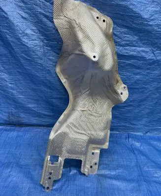 Renault Austral Exhaust heat shield 747616225R