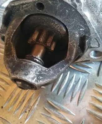 Volkswagen PASSAT B5 Starter motor