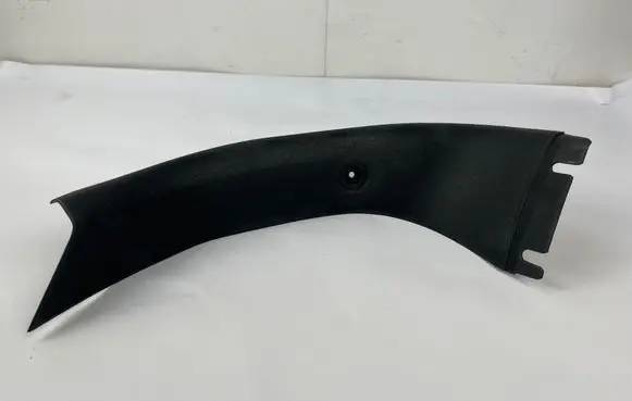 BMW 1 E81 E87 Tailgate/trunk side cover trim 70746886