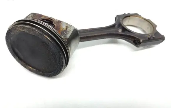 Skoda Octavia Mk2 (1Z) Piston with connecting rod