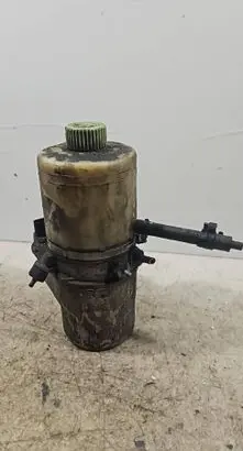 Volkswagen Polo IV 9N3 Power steering pump 6Q0423156AB 26022007 6Q1423051BK