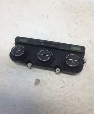 Volkswagen Golf V Climate control unit 74641420