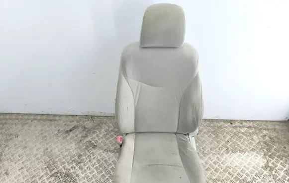 Toyota Prius (XW30) Front driver seat 