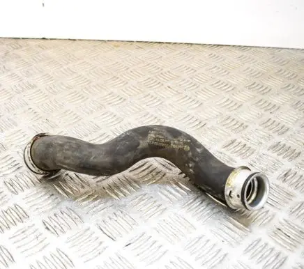 Mercedes-Benz C W205 Engine coolant pipe/hose A2045011682