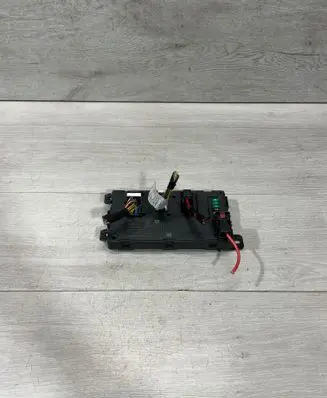 BMW 4 F32 F33 Central body control module 9329704 00000F4D 003000002