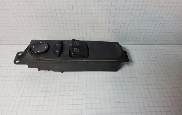 Mercedes-Benz Sprinter W906 Electric window control switch A9065450213