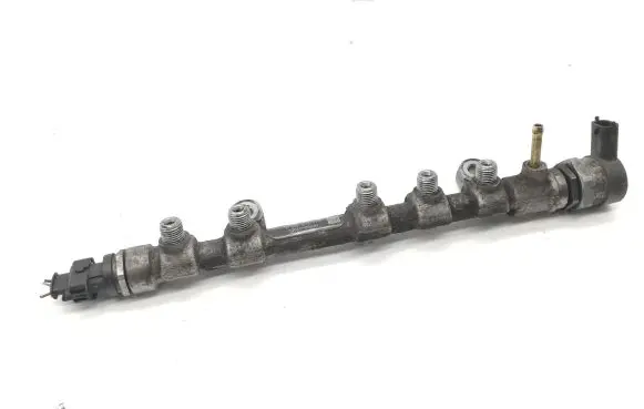 Toyota Auris E180 Fuel main line pipe 2381033030