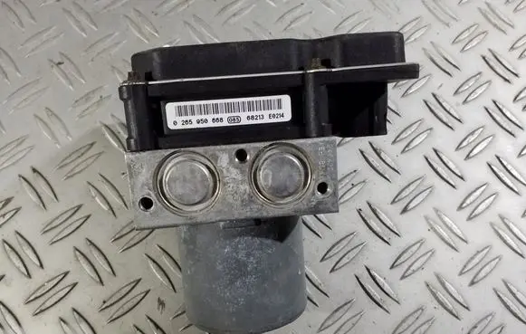BMW 5 E60 E61 ABS Pump 0265950668 68213E0214 241429