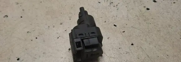 Volkswagen Polo IV 9N3 Brake pedal sensor switch 6Q0945511