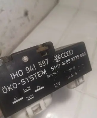 Coolant fan relay