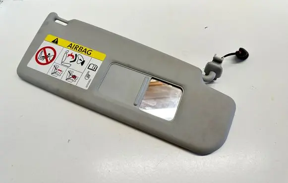 Sun visor