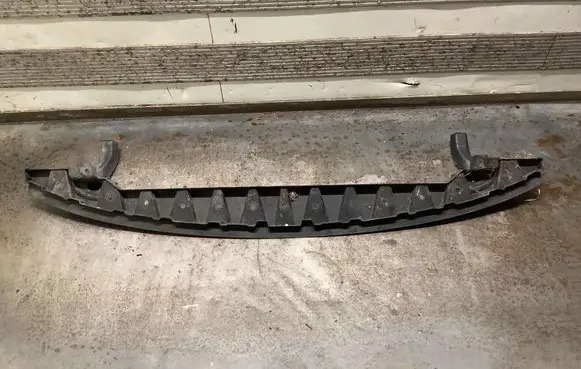 Volkswagen Golf V Front bumper support beam KT681200