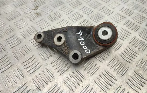 Fiat 500L Engine mounting bracket 00519546760 3430090