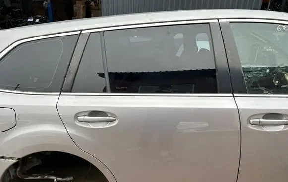 Rear door