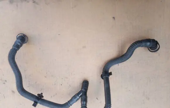 Audi A6 S6 C6 4F Air intake hose/pipe 06E103207