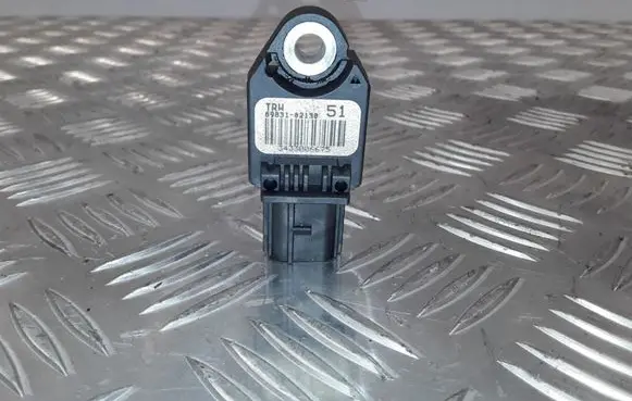 Toyota Auris E180 Airbag deployment crash/impact sensor 8983102130