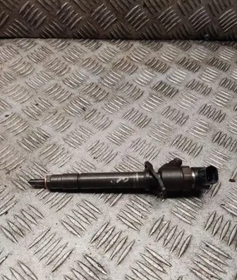 Fuel injector