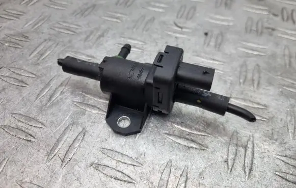 Citroen C4 SpaceTourer Vacuum valve 9812031180