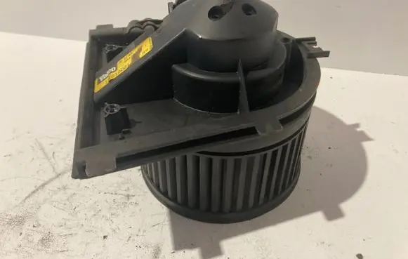 Audi A3 S3 8L Heater fan/blower 1J1819021 654972M