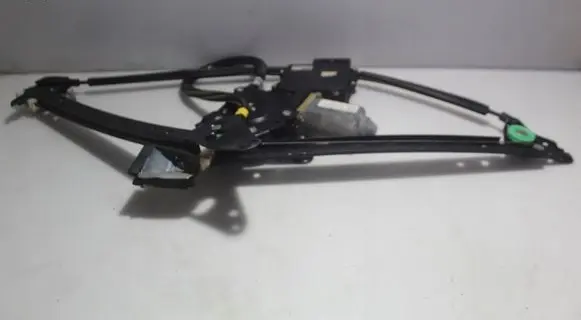 Ford Galaxy Rear window lifting mechanism without motor