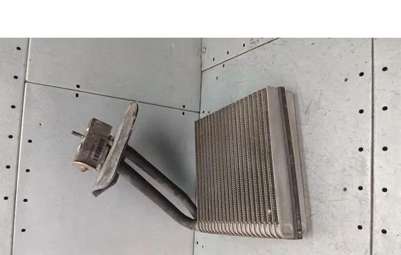 Interior heater climate box assembly