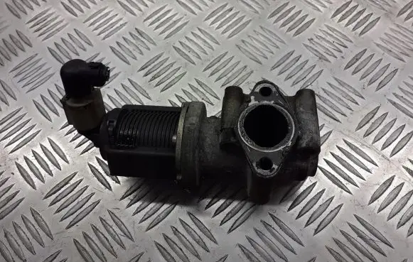 Opel Zafira B EGR valve 55215031