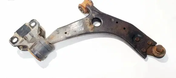 Ford Focus Front lower control arm/wishbone