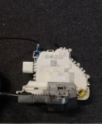 Audi A3 S3 8V Front door lock 8X1837015A 4871307S