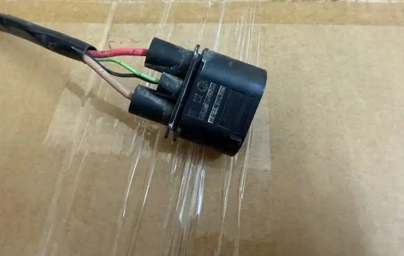 Coolant fan relay