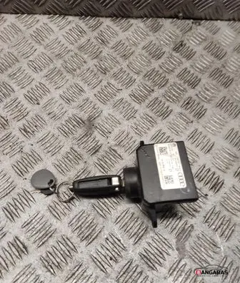 Volkswagen Caddy Ignition lock 4f0910131d