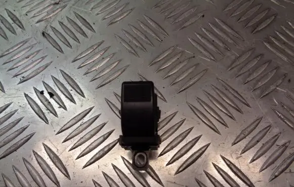 Mazda 6 Electric window control switch