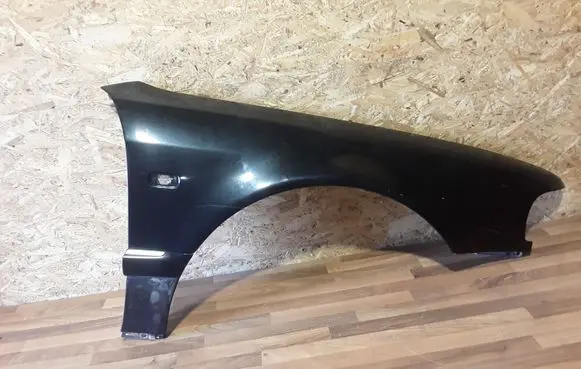 Audi A8 S8 D2 4D Fender