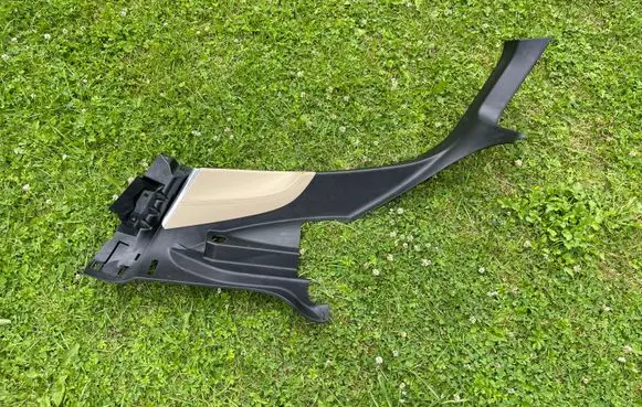 Tesla Model S Rear sill trim cover 100253606
