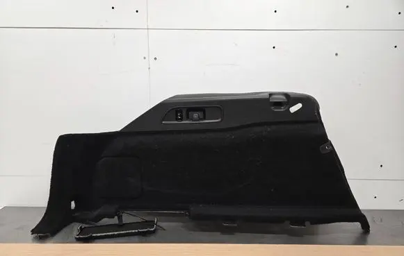 Trunk/boot lower side trim panel
