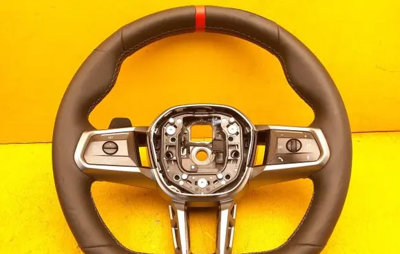 BMW X1 U11 Steering wheel 656365907R CR30720 4852310