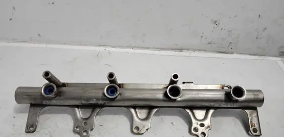 Seat Leon (1P) Fuel main line pipe 06F133317 06F133317I