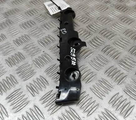 Nissan Leaf II (ZE1) Front bumper mounting bracket 622245SK0A
