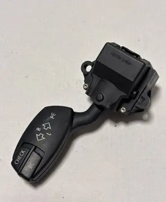 BMW 5 E60 E61 Indicator stalk 6924103 01106720