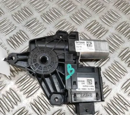 Alfa Romeo Giulia Rear door window regulator motor C59654102 71779158