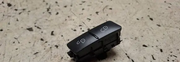 Mercedes-Benz C W204 Central locking switch button A2048706410 03151610