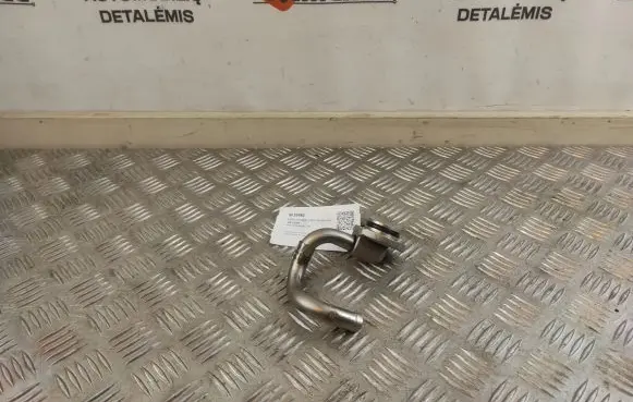 Iveco Daily 6th gen EGR valve line/pipe/hose 5802132987